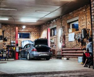 Garage-Property Finds Asia